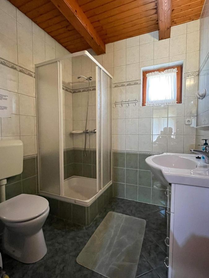 Magyar Apartmanhazak I-Iii. Zalakaros Εξωτερικό φωτογραφία