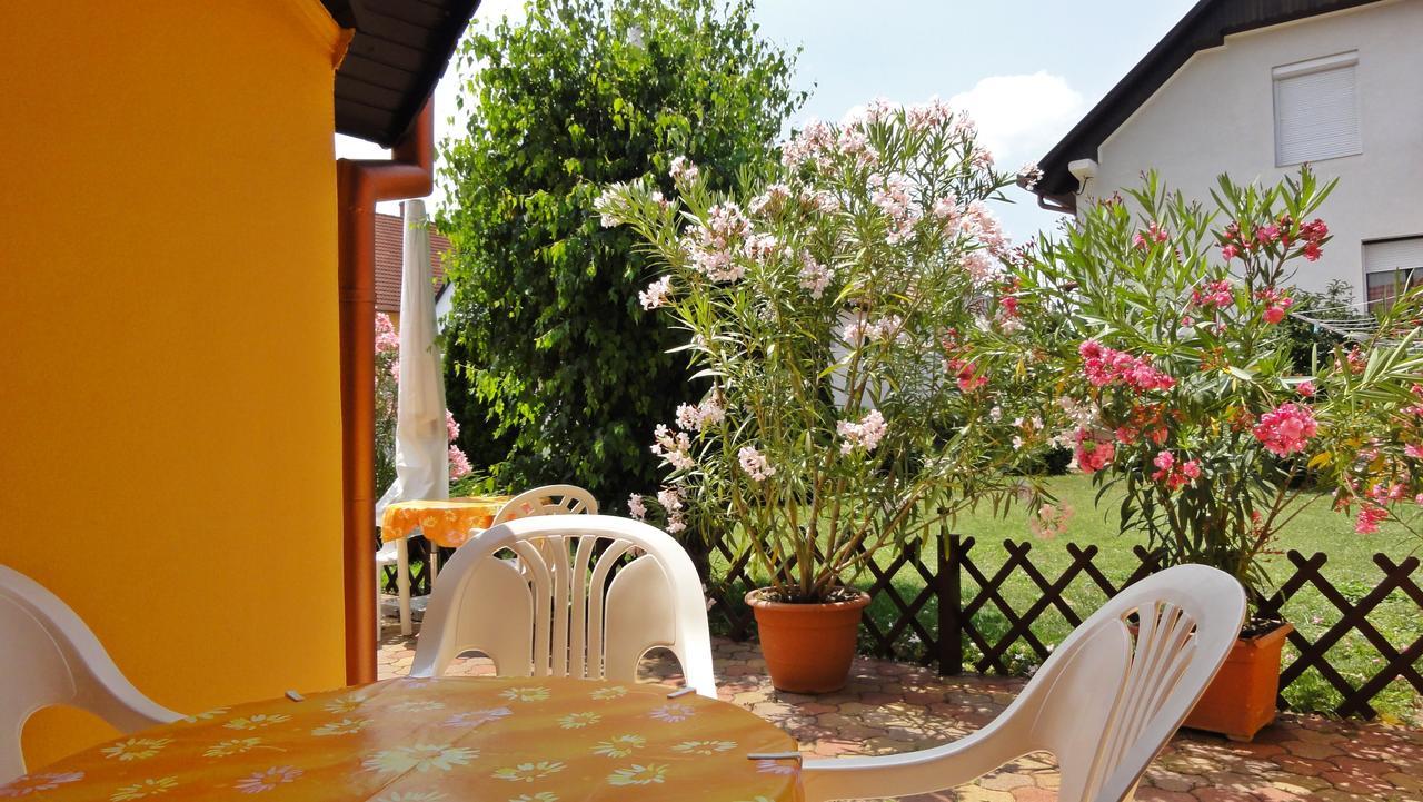 Magyar Apartmanhazak I-Iii. Zalakaros Εξωτερικό φωτογραφία